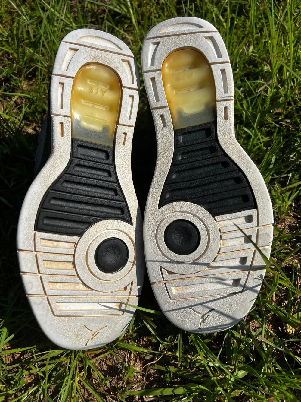 CLEAN Air Jordan size 8 Mens Clutch Grey Casual Shoes